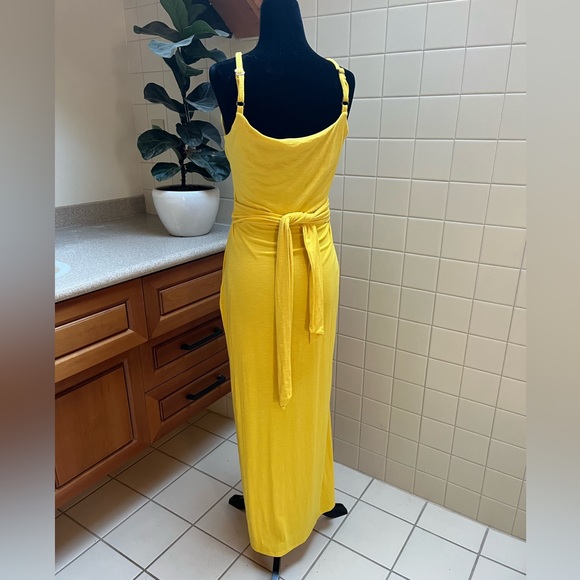 WHBM Yellow Maxi Dress - Picture 3 of 8